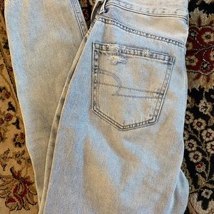 American Eagle Mom Jeans